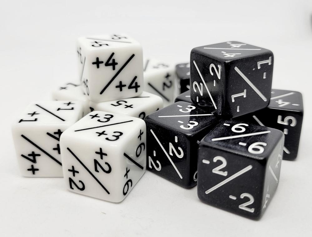 Würfelset Opaque D6: Counter Dice +/- Black/White (12) Würfelset Opaque D6: Counter Dice +/- Black/White (12)